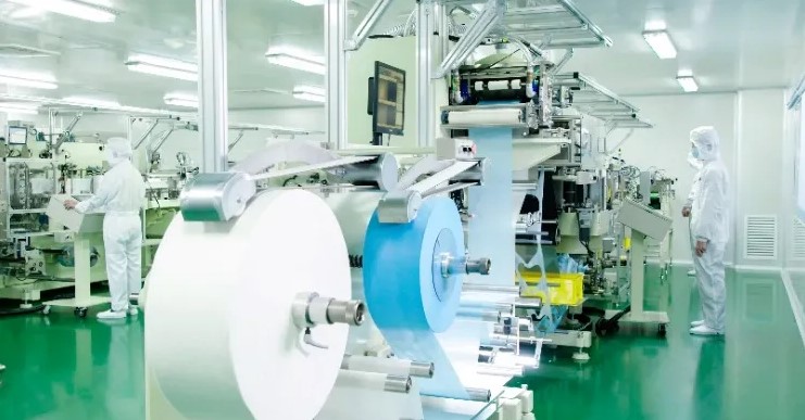 What Makes a Facial Mask Manufacturer Suitable for Large-Volume Orders?