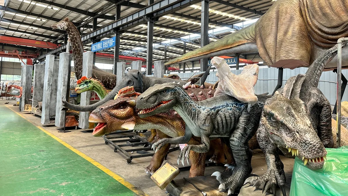 How to Organize an Engaging Dinosaur Show for a Shopping Mall
